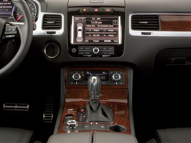 2011 Volkswagen Touareg VR6 FSI Sport