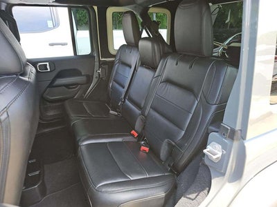2021 Jeep Wrangler Unlimited Unlimited Sahara Altitude