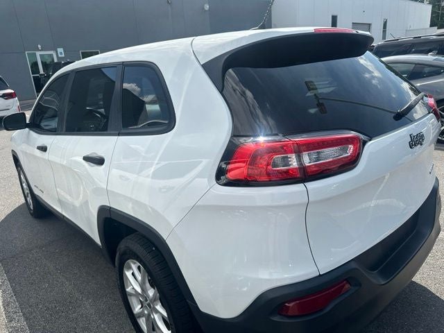 2015 Jeep Cherokee Sport