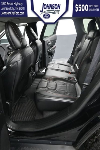 2022 Jeep Cherokee Trailhawk