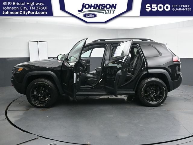 2022 Jeep Cherokee Trailhawk