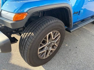 2025 Jeep Wrangler Sahara