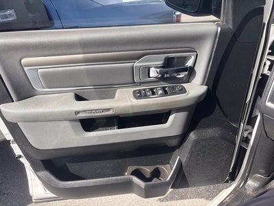 2017 RAM 1500 SLT
