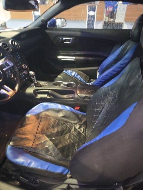 2015 Ford Mustang V6