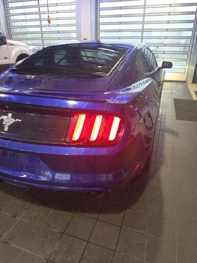 2015 Ford Mustang V6