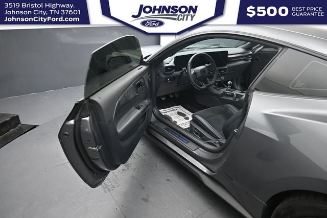 2024 Ford Mustang Dark Horse