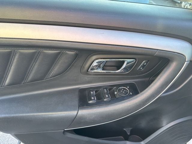 2016 Ford Taurus SEL