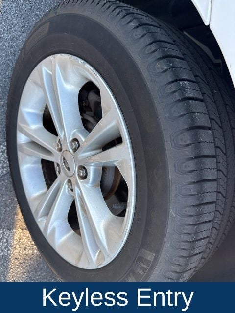 2016 Ford Taurus SEL