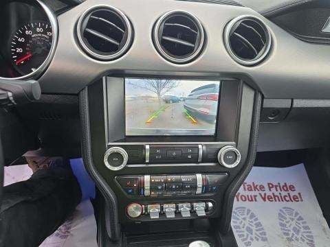 2022 Ford Mustang EcoBoost Premium