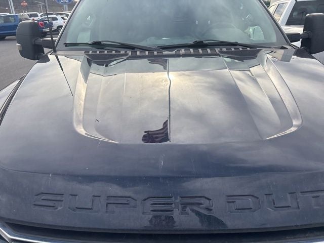 2022 Ford F-550SD XLT