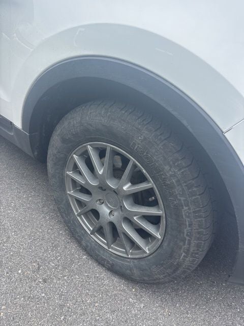 2014 Ford Explorer Base