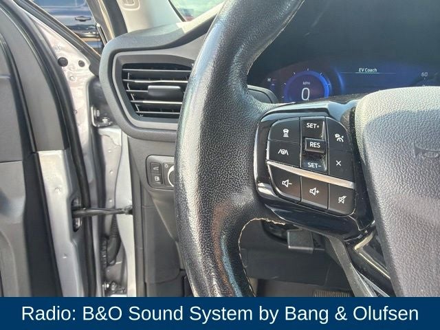 2021 Ford Escape Hybrid Titanium