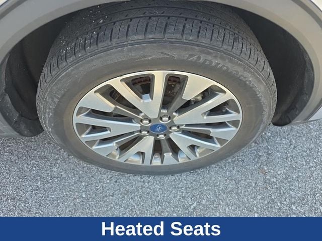 2022 Ford Escape Titanium
