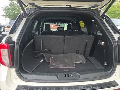 2023 Ford Explorer ST-Line