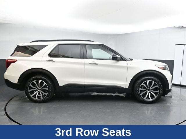 2022 Ford Explorer ST-Line