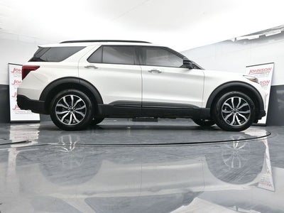 2022 Ford Explorer ST-Line