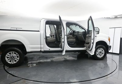 2017 Ford F-250SD XLT