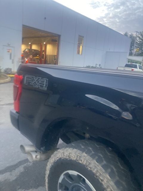 2022 Ford F-250SD Lariat