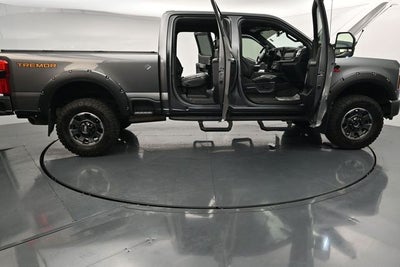 2024 Ford F-250SD Platinum