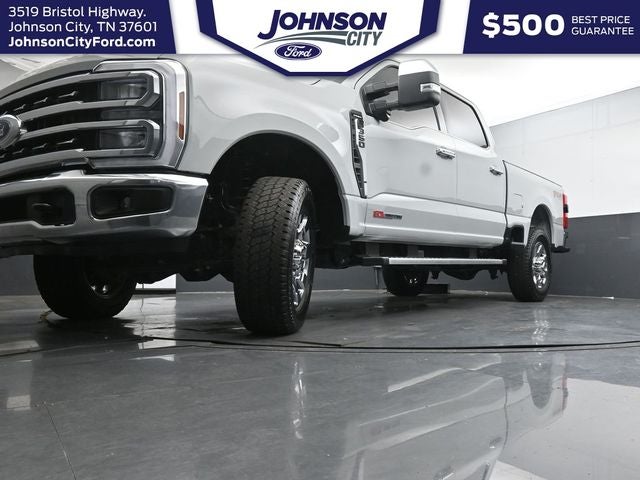 2025 Ford F-350SD Lariat