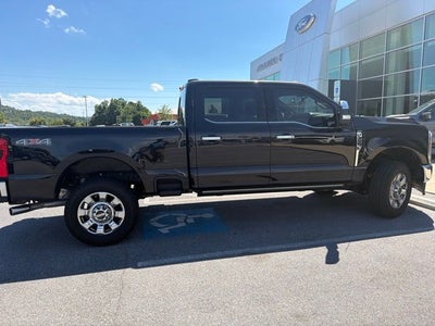 2025 Ford F-350SD Lariat