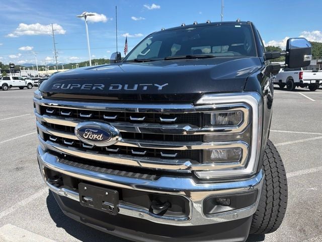 2025 Ford F-350SD Lariat