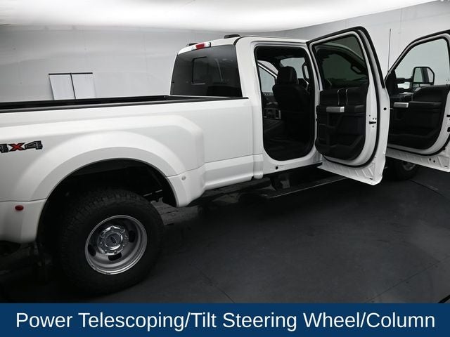 2022 Ford F-350SD Lariat