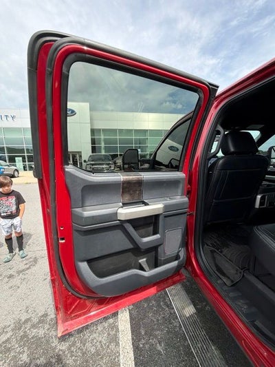 2022 Ford F-450SD Lariat