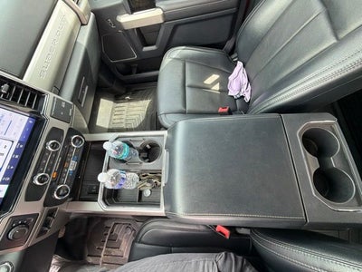 2022 Ford F-450SD Lariat
