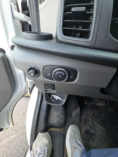 2022 Ford Transit-250 Base