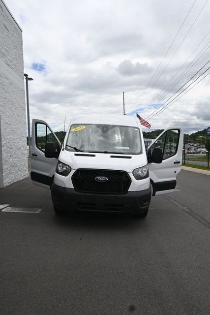 2022 Ford Transit-250 Base