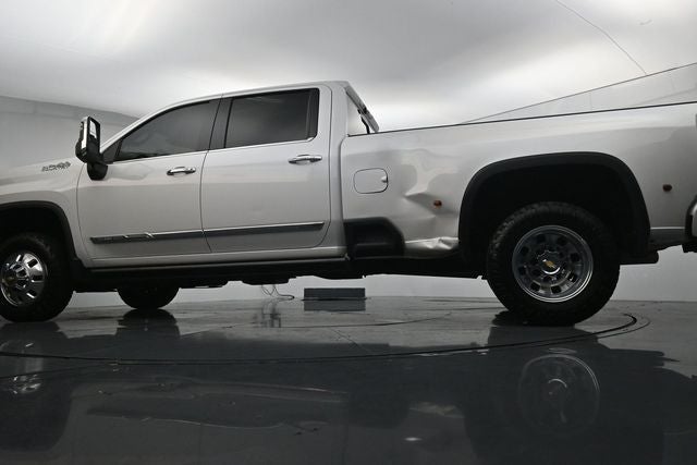 2025 Chevrolet Silverado 3500HD High Country