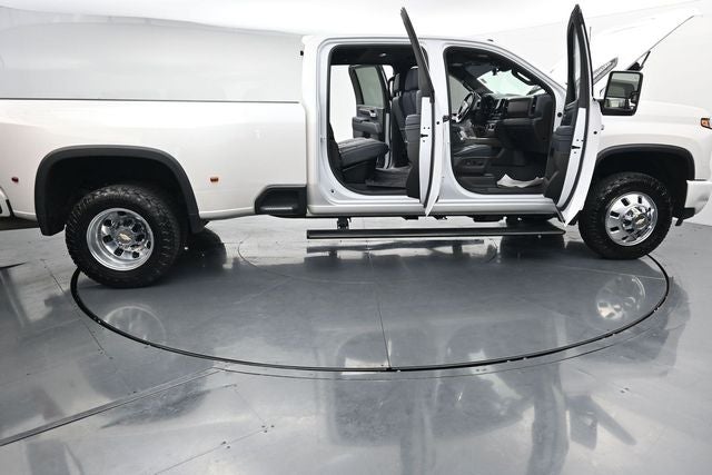 2025 Chevrolet Silverado 3500HD High Country