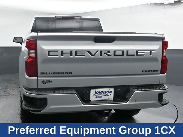 2022 Chevrolet Silverado 1500 Custom
