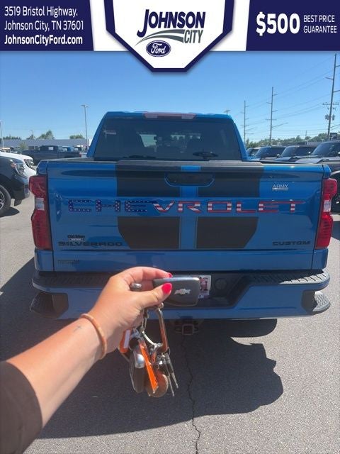 2022 Chevrolet Silverado 1500 Custom