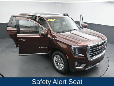 2023 GMC Yukon SLT