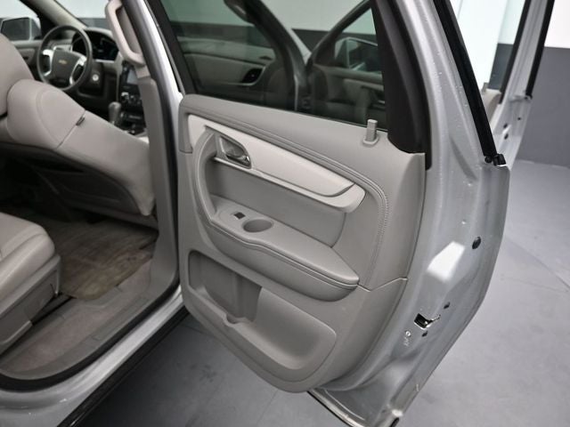 2017 Chevrolet Traverse 2LT