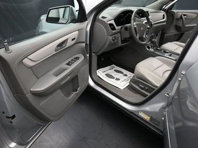 2017 Chevrolet Traverse 2LT