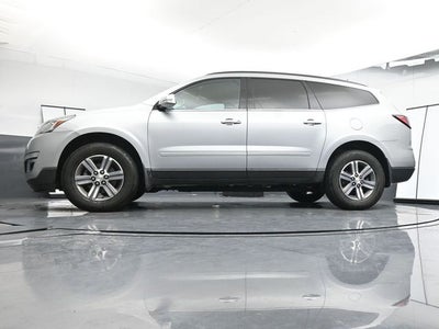 2017 Chevrolet Traverse 2LT