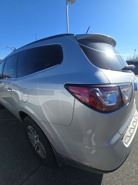 2017 Chevrolet Traverse 2LT