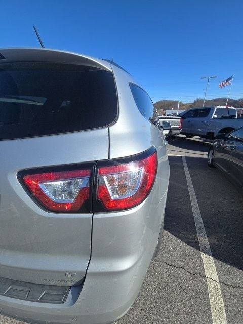 2017 Chevrolet Traverse 2LT