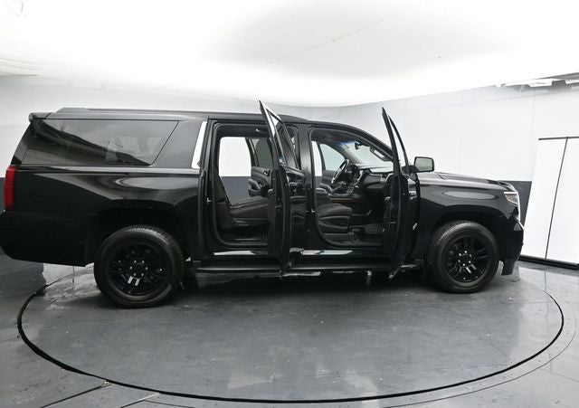 2017 Chevrolet Suburban LS