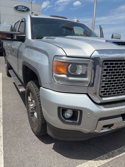 2017 GMC Sierra 3500HD Denali