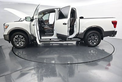 2019 Nissan Titan Platinum Reserve