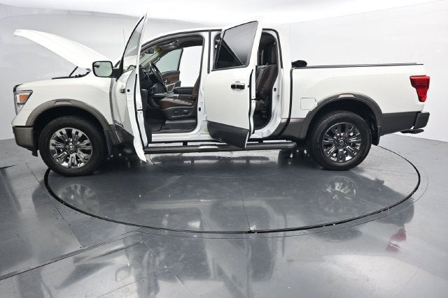 2019 Nissan Titan Platinum Reserve