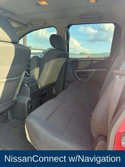 2015 Nissan Titan SV