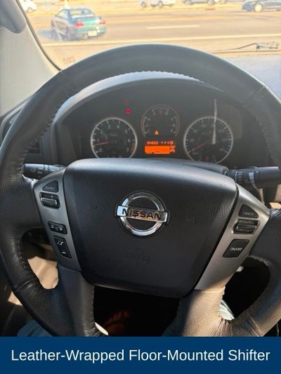 2015 Nissan Titan SV