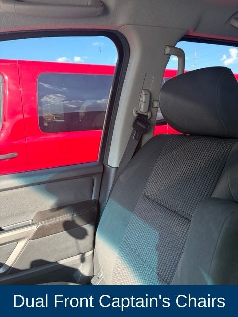 2015 Nissan Titan SV