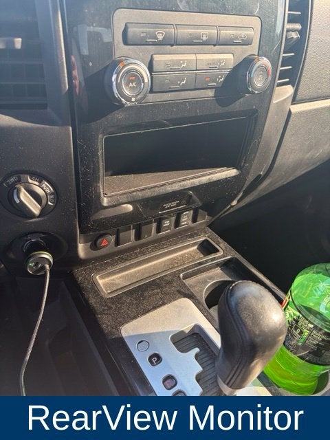 2015 Nissan Titan SV