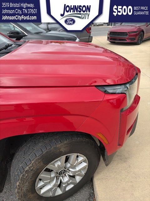 2022 Nissan Frontier SV